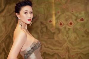 冯城导演兼编剧,由白志迪,郭凯敏,沈丹萍,蒋林静,都钊,吕艳蓓,刘禹霆
