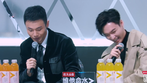 有点冤，蔡徐坤私生活早被他自己爆出，早期写的小黄歌反映一切