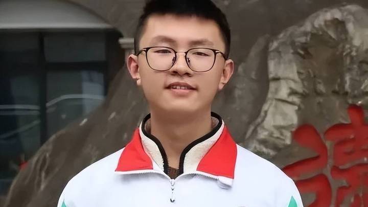 博白籍14岁初中生保送清华,你看过他的作品吗?