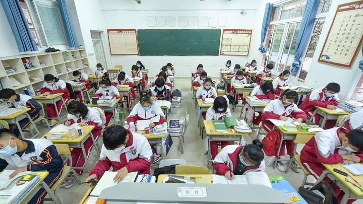衡水二中学生求救,是该认真反思吗?