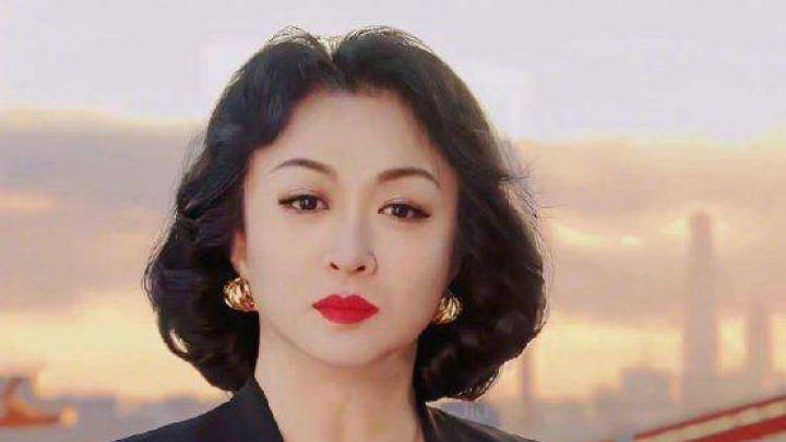 金星吐槽女明星走红毯捂胸口,你认可金星的观点吗?