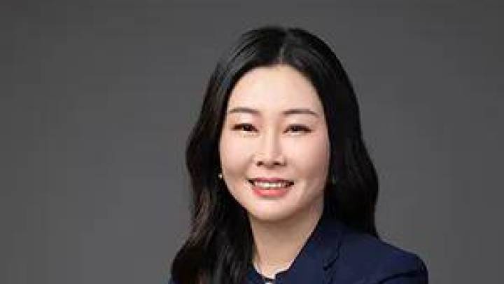 天价离婚案,140亿市值股票全归她,你认为是真的吗?