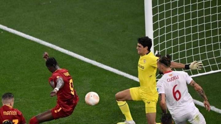 罗马1-1塞维利亚,迪巴拉破门+乌龙,曼奇尼的进球丝滑吗?