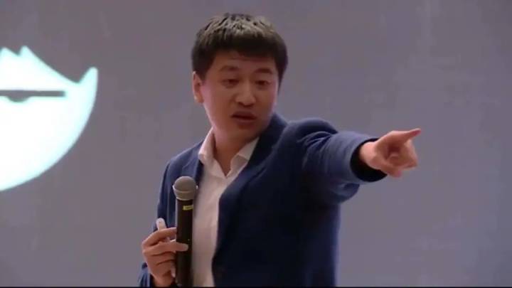 张雪峰说高考只凭成绩决定人生,你认同吗?