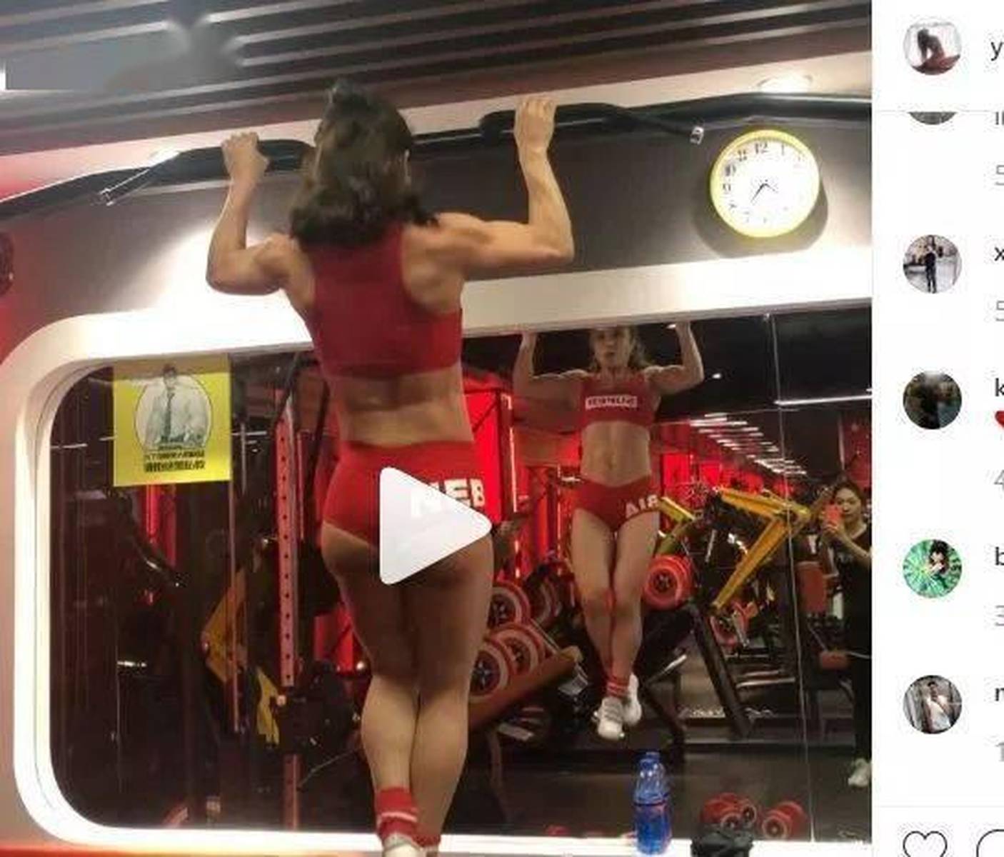 这位中国美女脱下衣服后，瞬间轰动外网