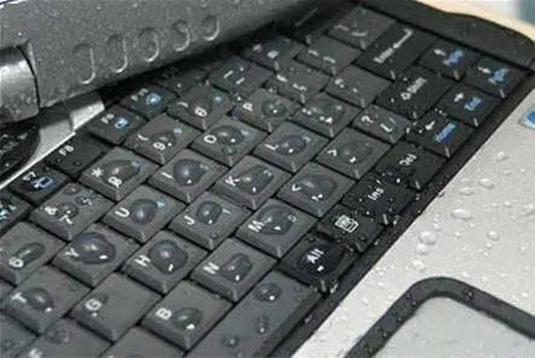 笔记本进水怎么办？