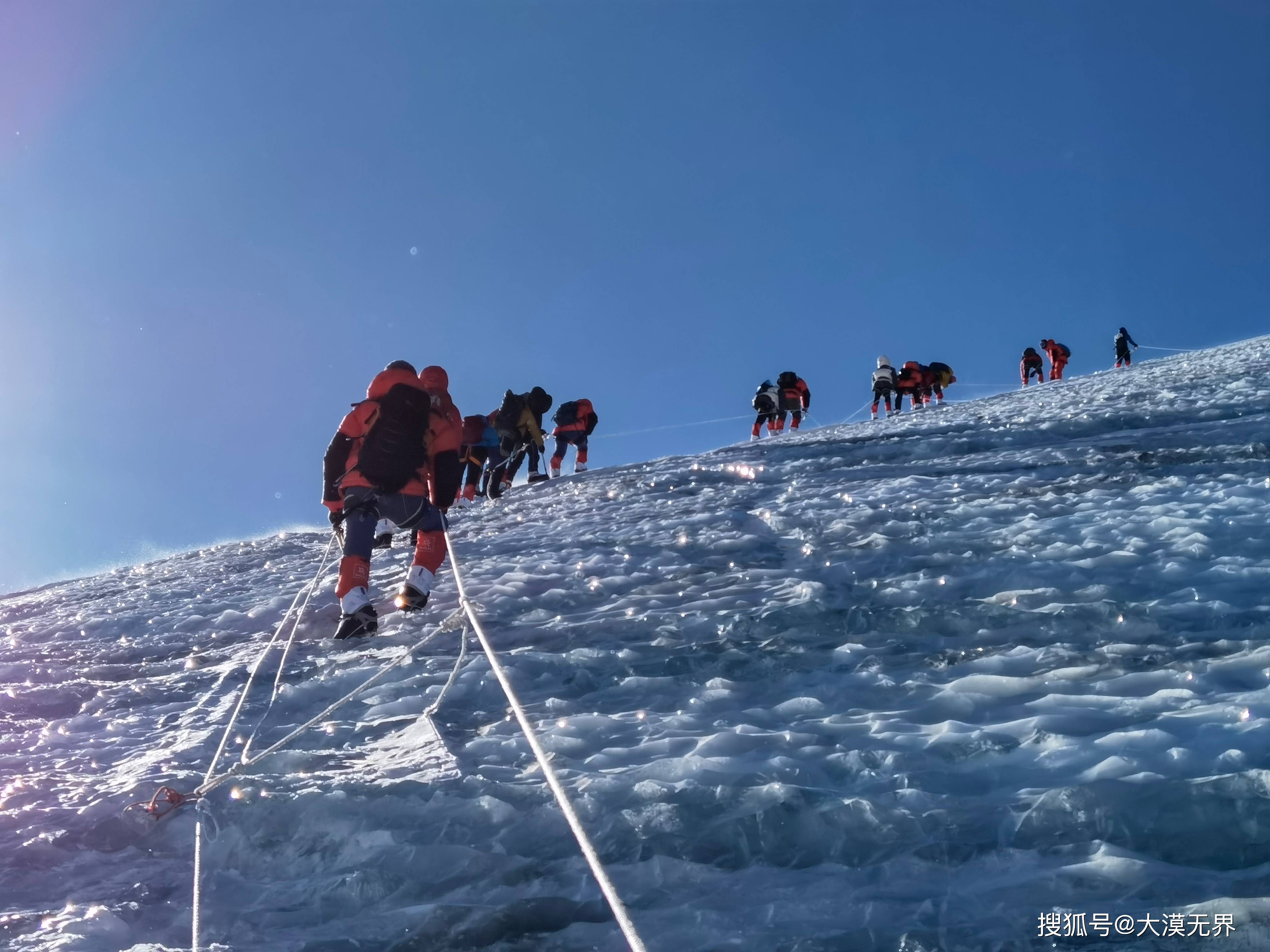 圆梦西藏,圆梦登山——成功登顶洛堆峰