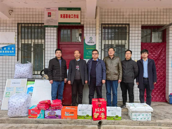 宝鸡市陈仓区委政法委扎实开展脱贫攻坚成果大走访活动