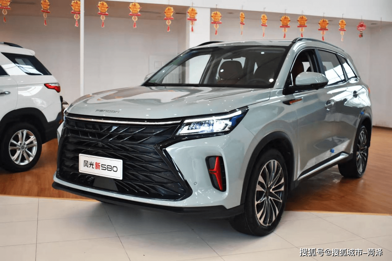 引领6座suv新趋势 6座智选suv风光新580正式上市9.59万起