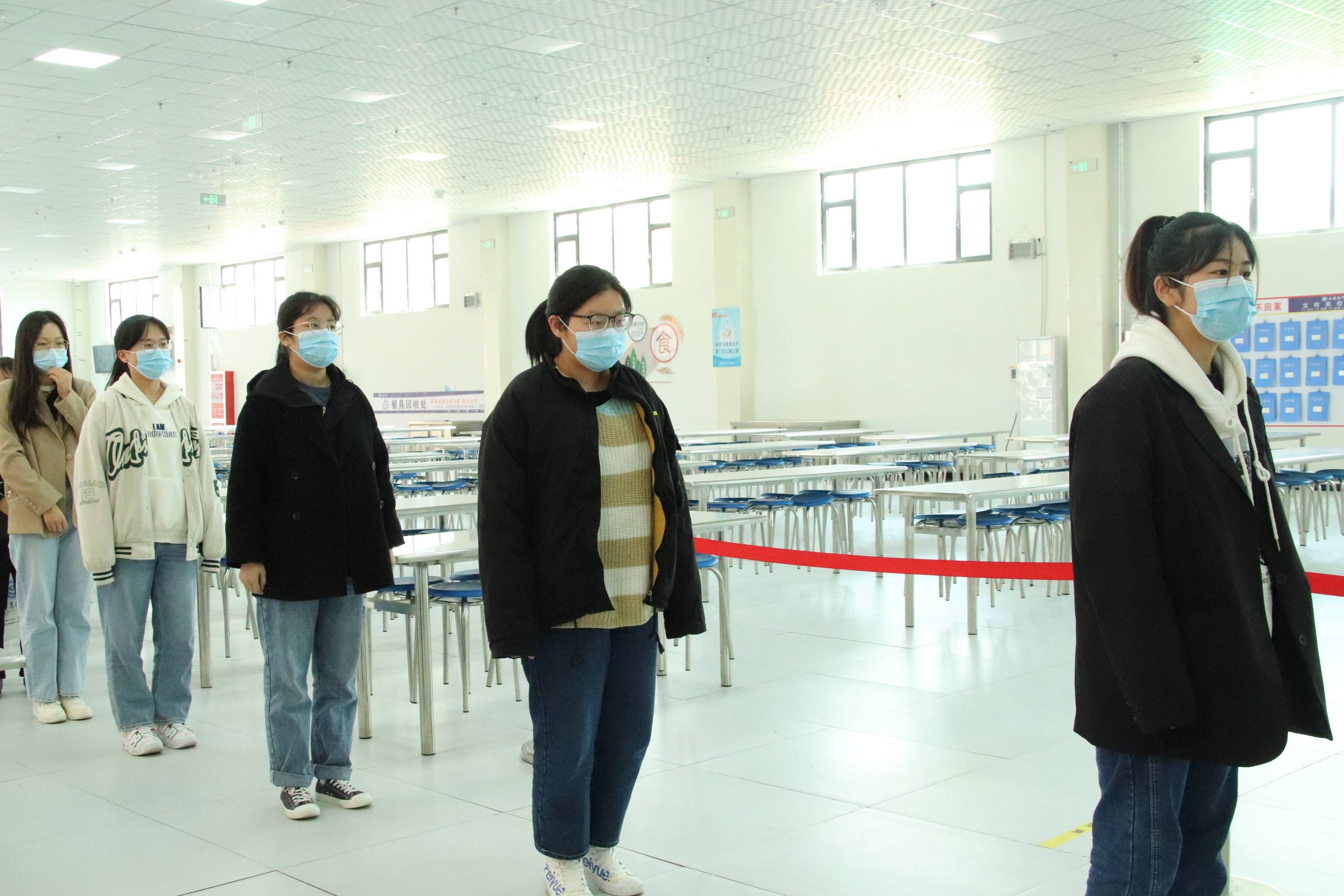 舌尖上的校园临沂士博高级中学食堂管理严饭菜质量好