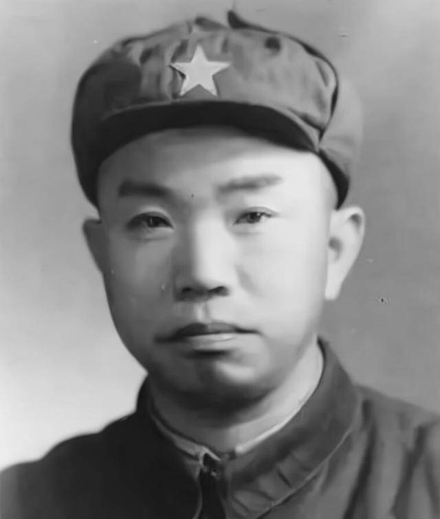 副总指挥:王树声(55年大将)陈昌浩—1937年8月回到延安后,经中央