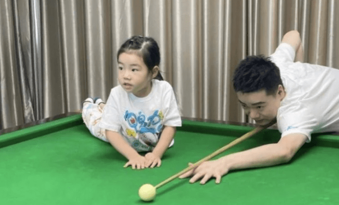 比赛_台球_张媛媛