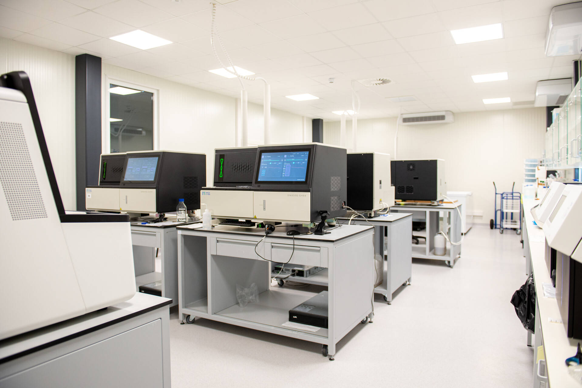 华大智造测序仪成为生命科学领域最具创新力的仪器之一