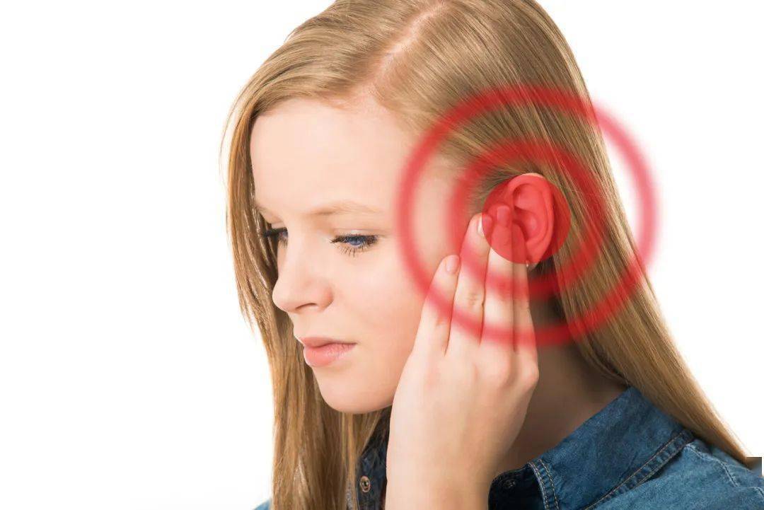 耳朵里经常嗡嗡作响是怎么回事?