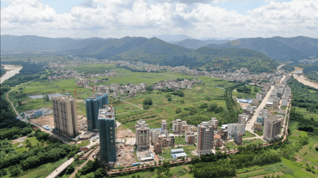 岳阳县一个乡镇有多少人口_岳阳县一中图片(3)