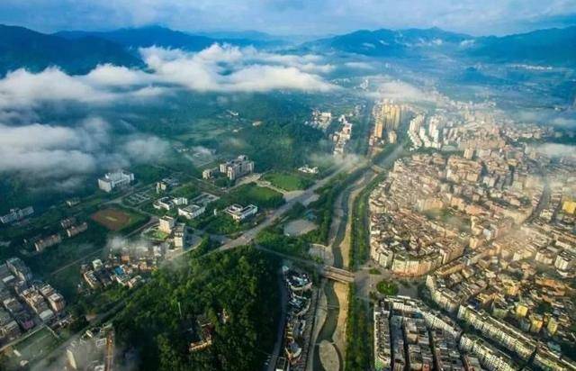 2100年各市经济总量_河南各市年降雨量排名