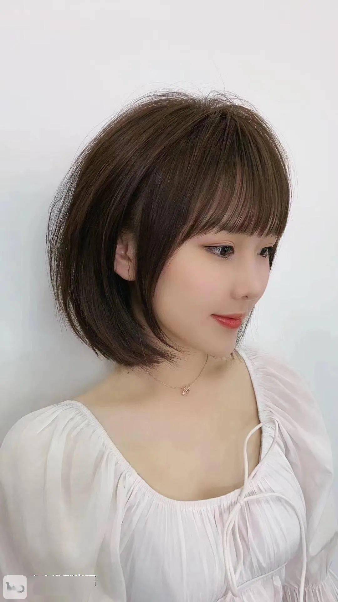 夏天清爽发型好看