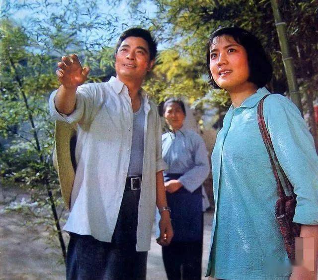 刘晓庆:1975年在电影《南海长城》中扮演甜女