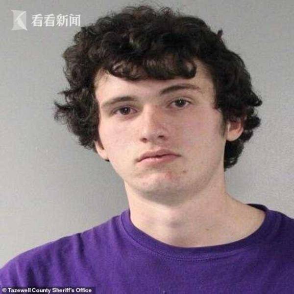 警方|男子自制炸弹欲炸性感啦啦队员 却炸掉自己的手