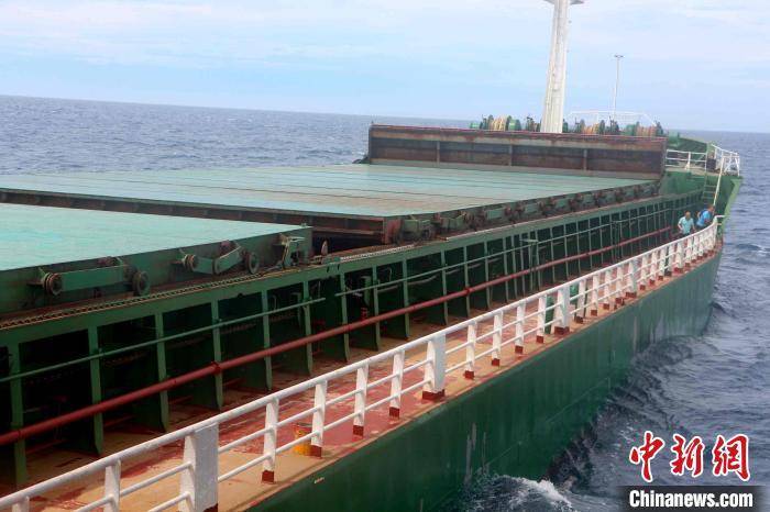 渔船|福建漳州海警1小时内查获两起涉渔涉砂案