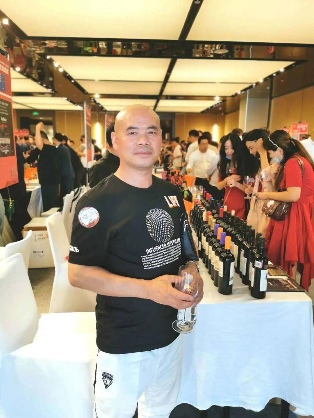 珠海和南昌GDP_珠海40年gdp发展图片(3)