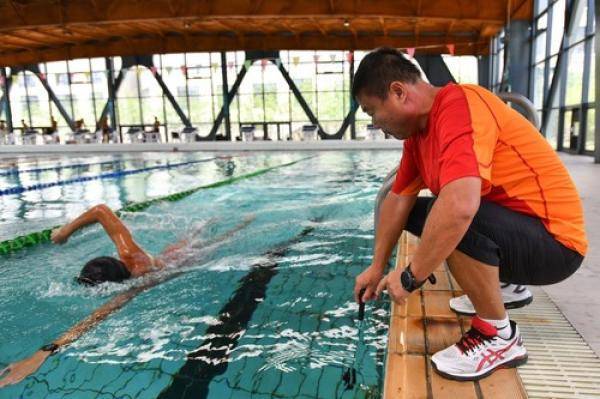 新华社|铁人三项——国家集训队在山东威海封闭训练