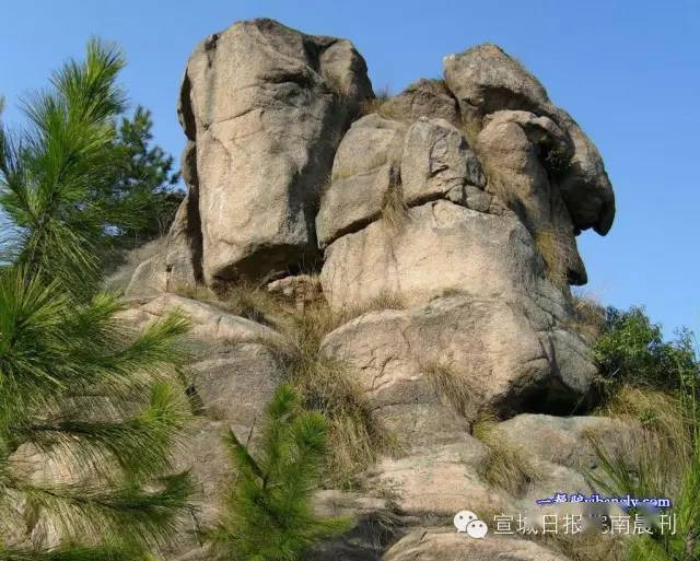 观天下景区就是原来的是石佛山景区,位于郎溪县姚村乡境内,主峰353米