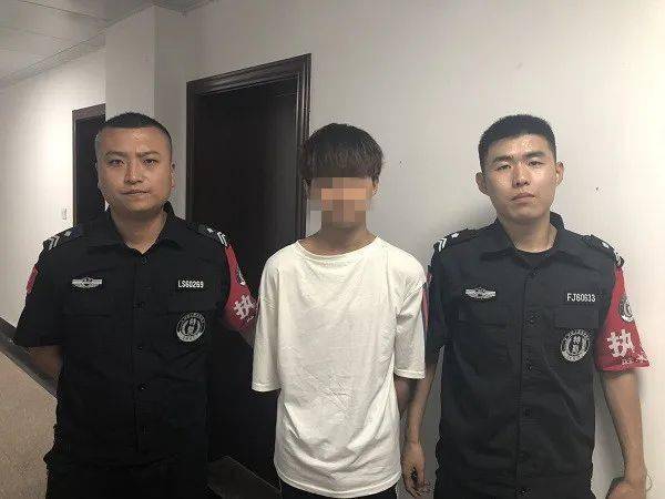 巡特警:抓获一名盗窃嫌疑人