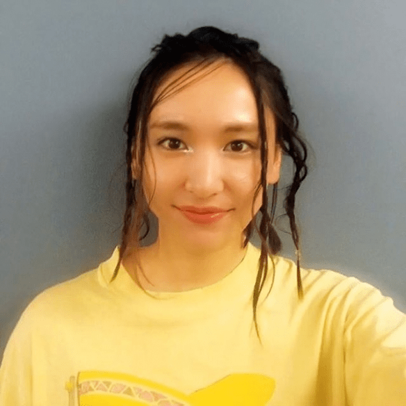 新垣结衣自拍技术被全网吐槽!你们还爱32岁的"老婆"吗