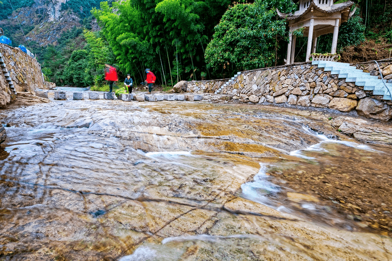 花溪区有多少人口_家门口坐高铁 乐山人3 5 7小时能去哪里旅行