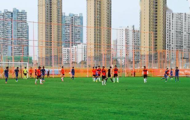 武汉三镇足球基地地址 4a9a1846261d4f28bc123d43cc353066.jpeg