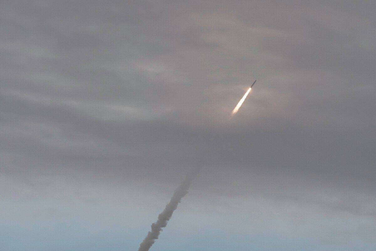 核潜艇|法军核潜艇同一天曝出两件大事：发射核导弹和起火损毁