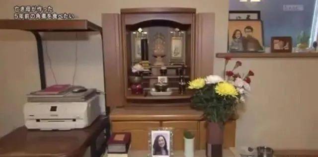炖肉|女儿把她做的最后一道菜冻进冰箱五年。如今她重温了这个味道母亲突然去世