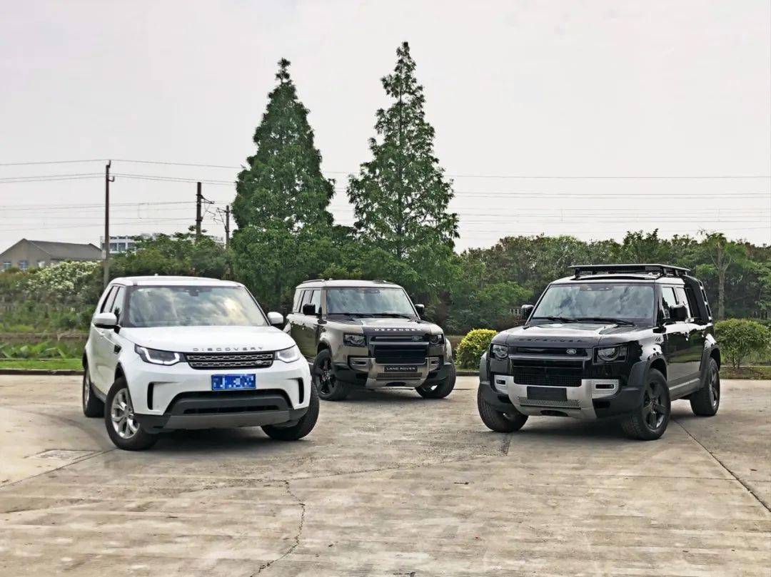 全新路虎卫士与奔驰大g最详尽细节对比看这里
