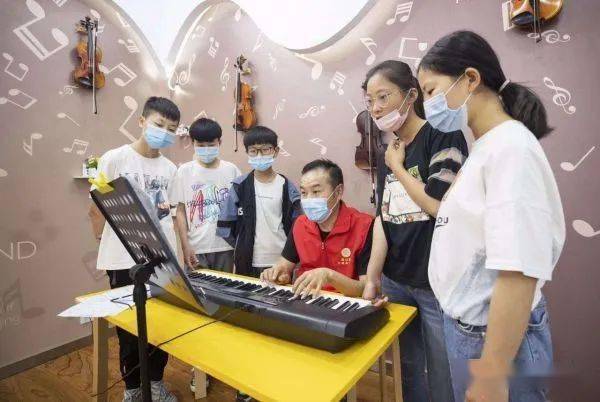 什么是市民精神 aecadef89761479aad10d9a1fb760abf.jpeg