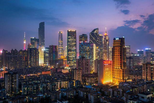 天河cbd是中国300米以上摩天建筑最密集的地方