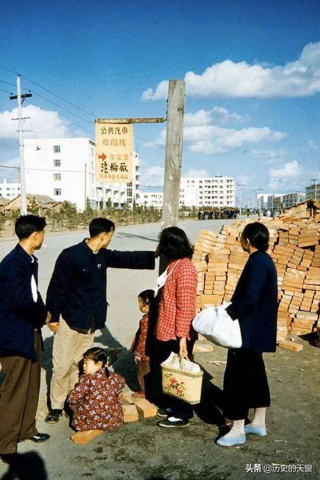 1959年上海闵行一条街老照片