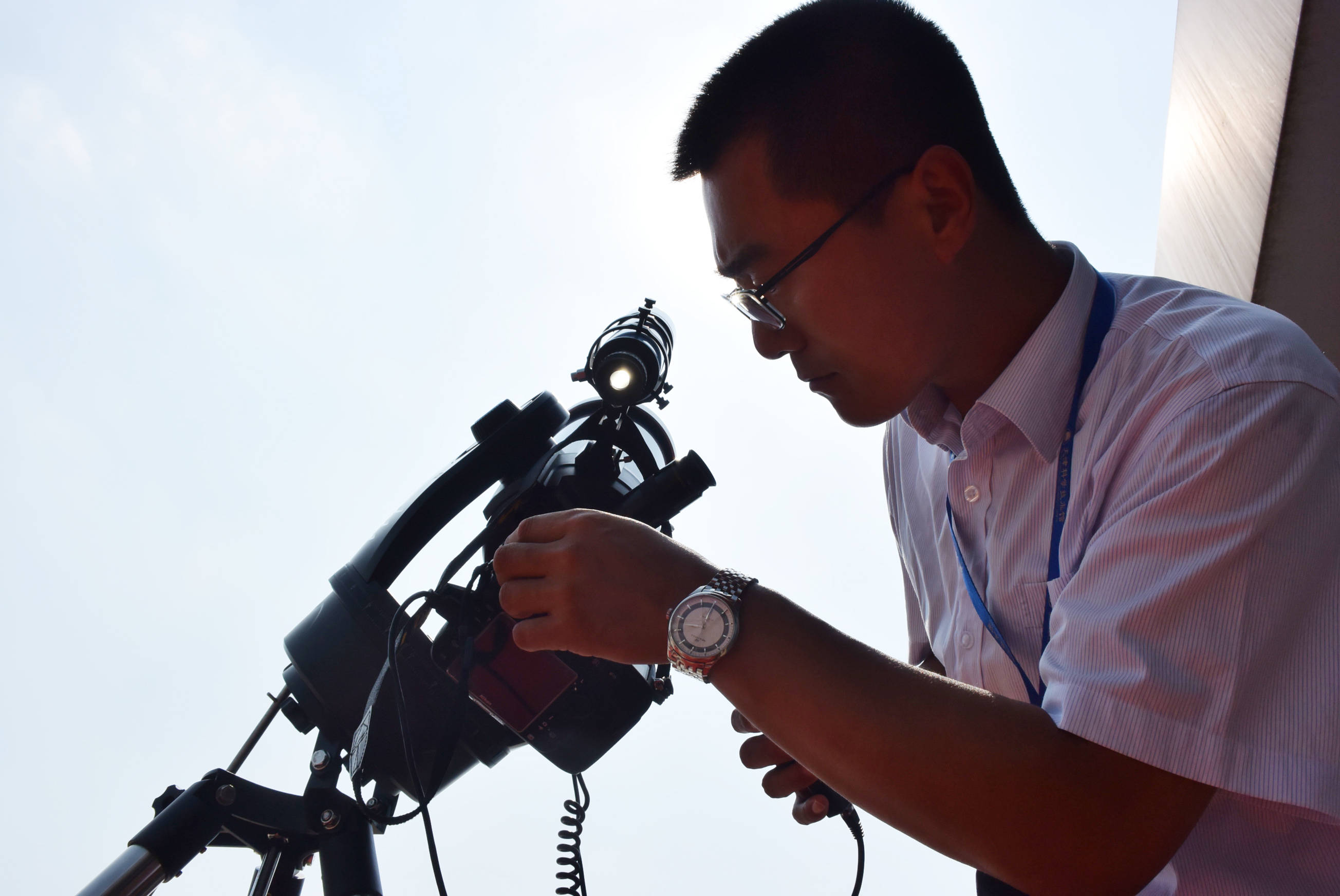 天津|“夏至日环食”来了！中国公众家门口观看“金指环凌空”