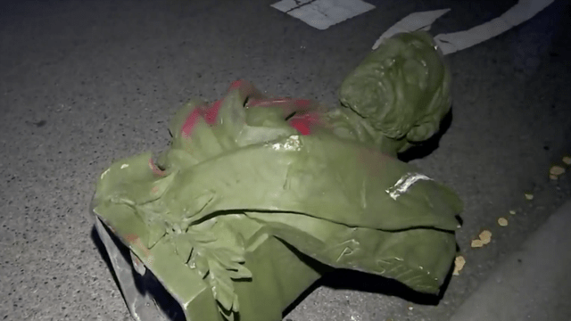 美国|美国又有3座雕像被示威者拉倒，包括国歌《星条旗》词作者