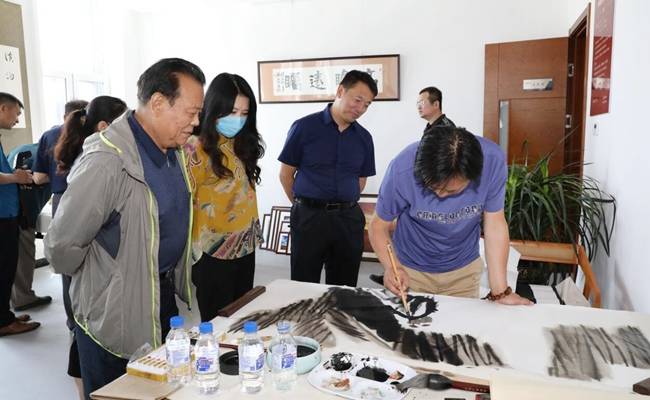 创作|吉林省文联艺术家走近省军休所老兵