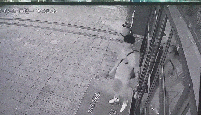 深圳丨嚣张!小伙盗窃后竟对监控竖中指,还霸气回应警方