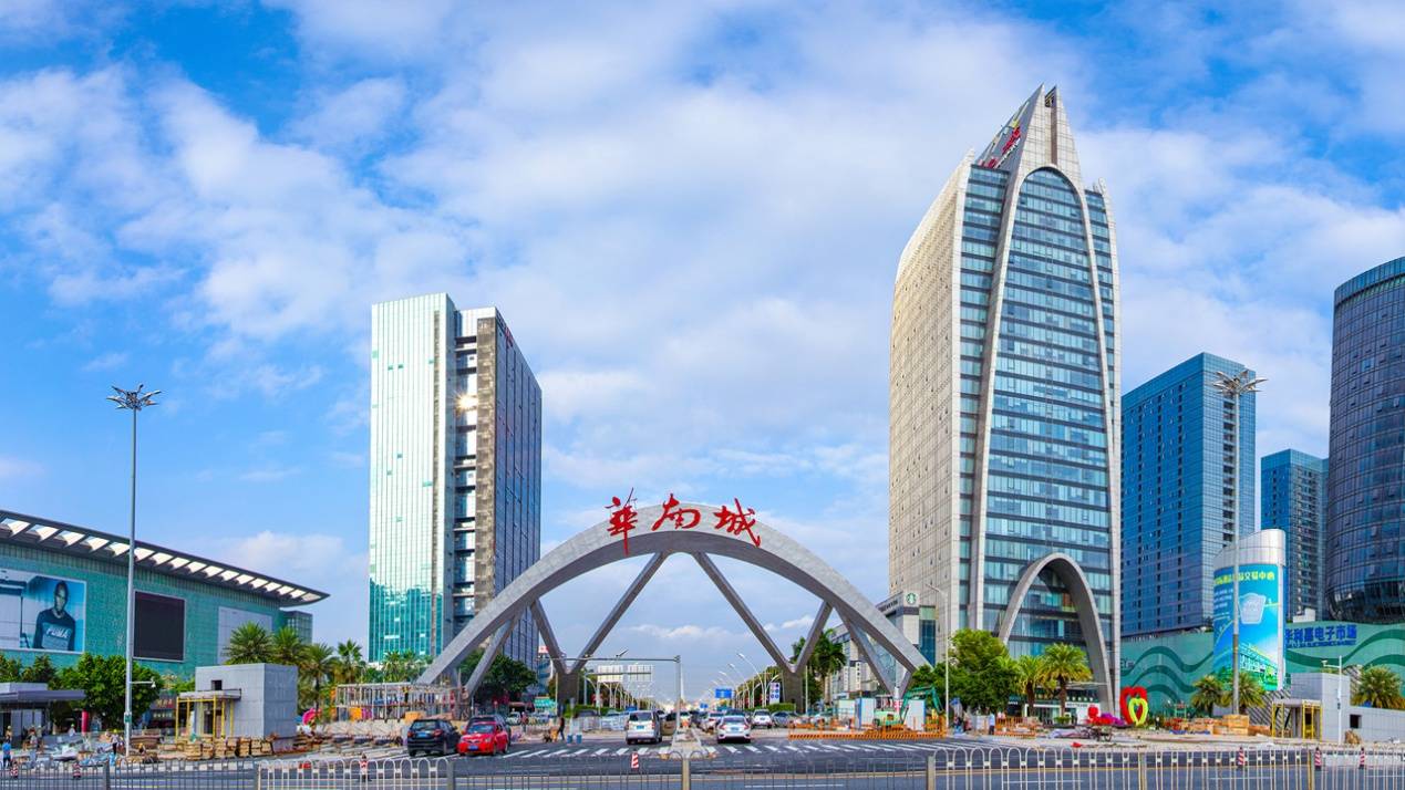 独特的华南城"商贸物流"模式下的开发商及运营商