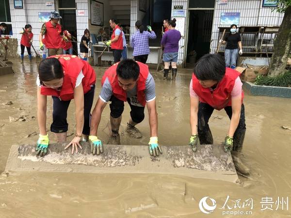 群众|贵州桐梓：打一场战天斗地的抗洪抢险人民战