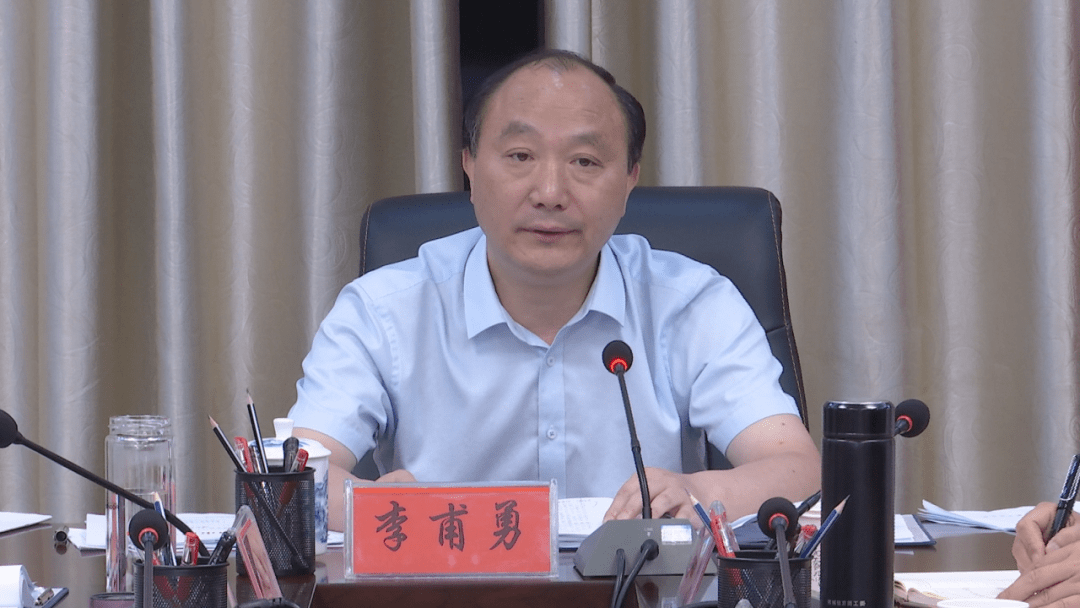 庐山市2020上半年gdp_庐山瀑布(3)