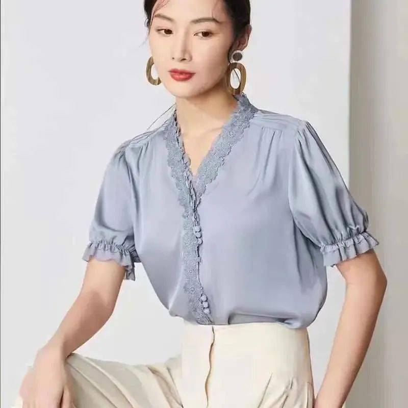 经常买衣服的女人要注意这几个细节