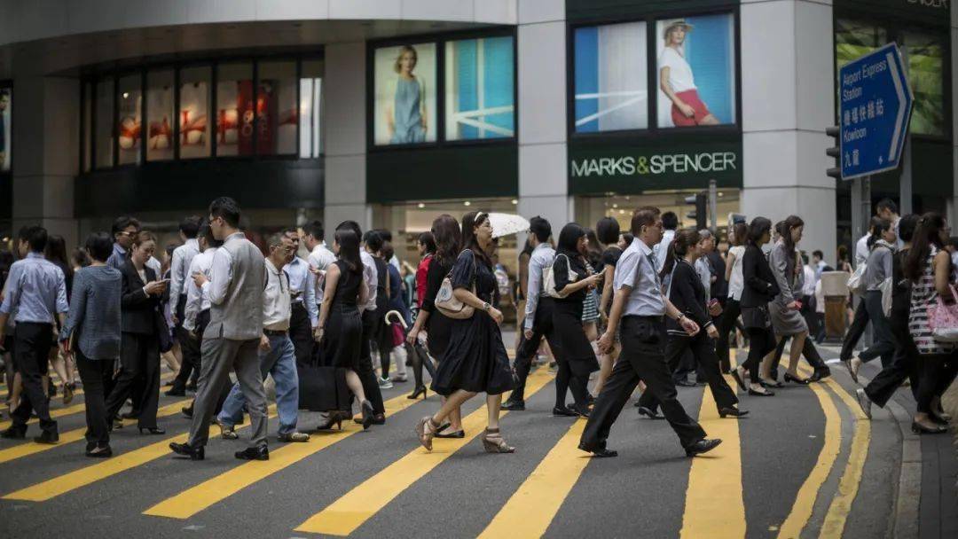 香港人口有没有外国人_外国人头像(3)