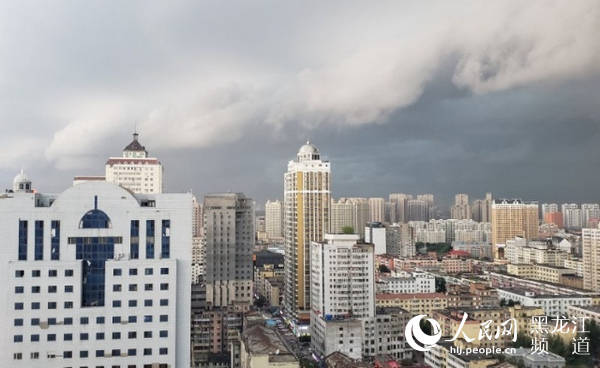 呼兰区|哈尔滨现雷暴大风、冰雹、短时强降水等强对流天气