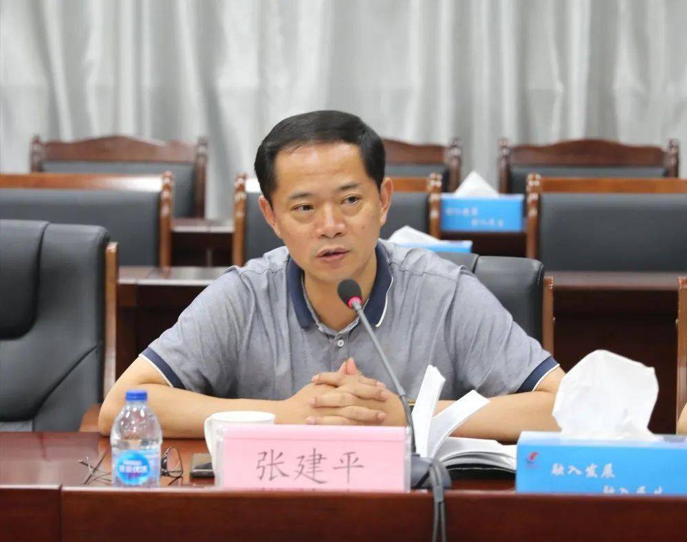七都镇依托与 浙江省南浔经济开发区建立的省际党建联盟,组织挂职干部
