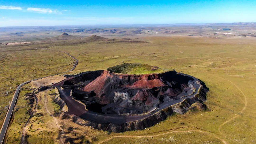 这就是察哈尔火山群!