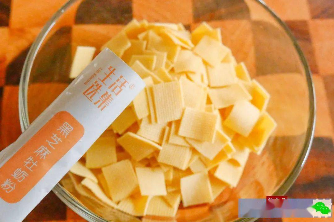 千张|自己在家做零食，不用一滴油，酥酥脆脆的，根本停不了口！8毛钱就搞定